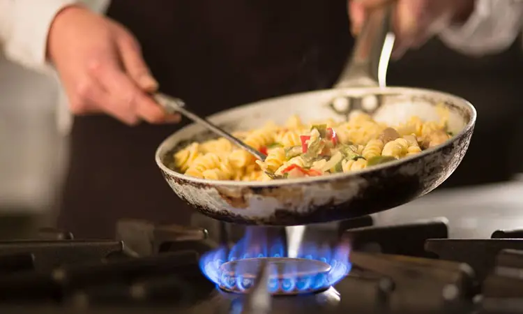 Descubre los mejores tips y consejos de cocina para mejorar tus habilidades culinarias